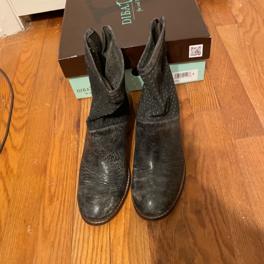 DibaTrue Was Too boot - Picture 2 of 3